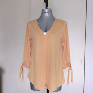 3/$15 Yellow gold office work wear casual spring modest loose fit tie sleeve M
